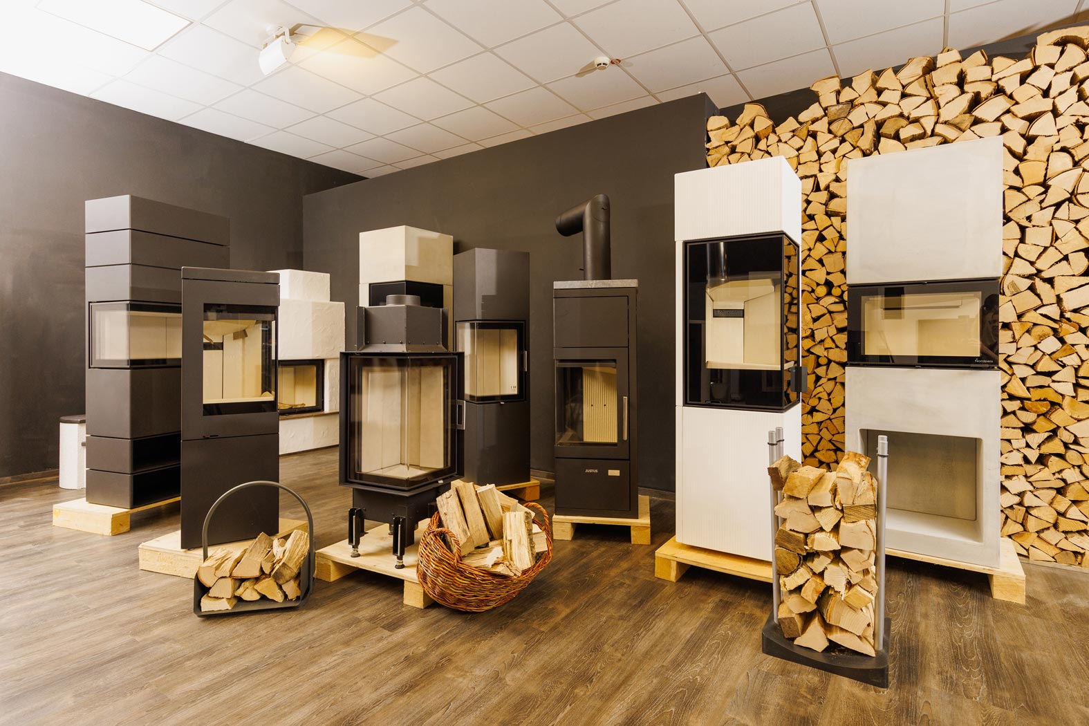 baumgartner kamine paldau gnas koeflach steiermark kaminbau kaminsanierung sanieren schleifen fräsen edelstahlkamin kaminkopf kaminofen ofen tischherd outdoorkueche napoleon-griller